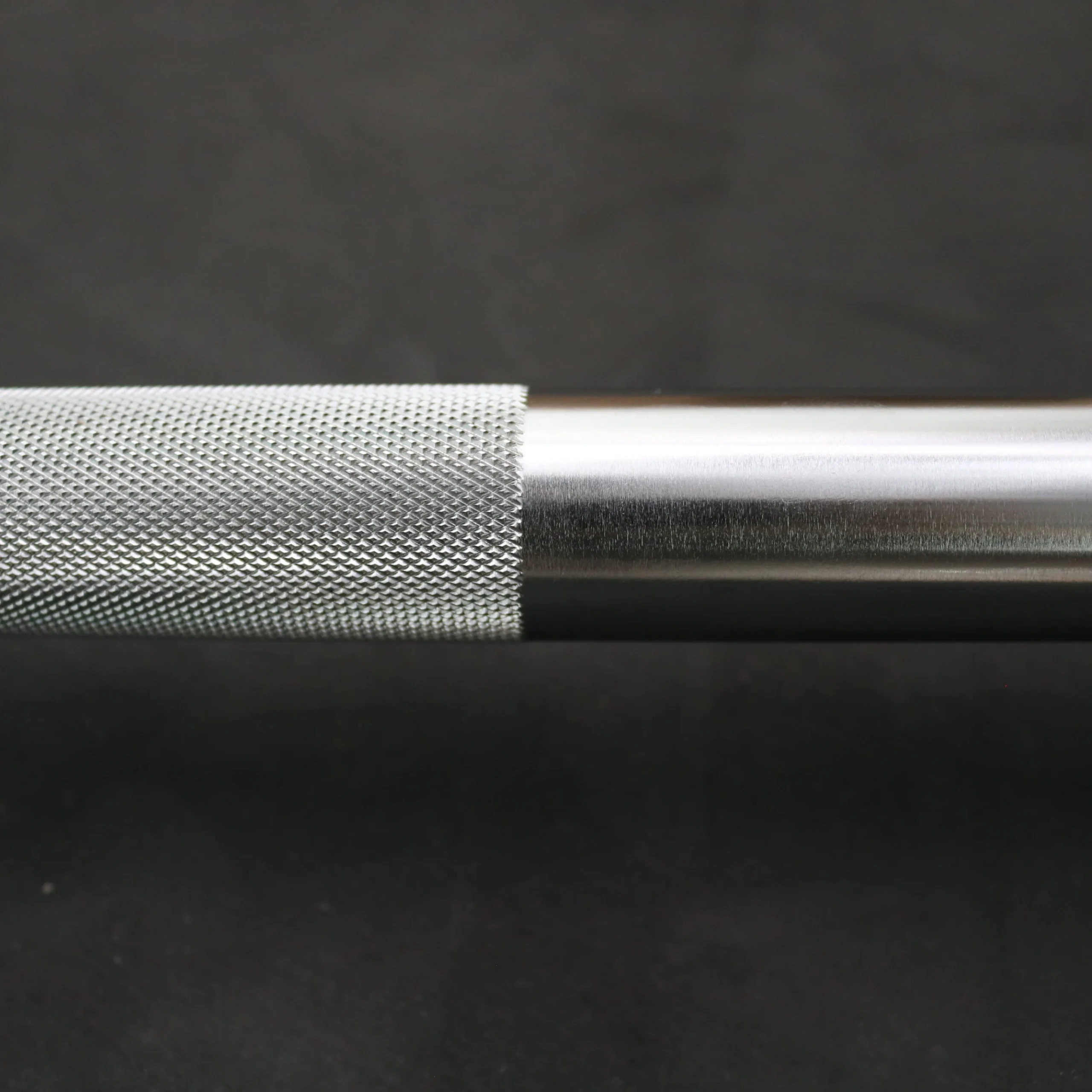 Custom Cerakote Chromed Powerlifting Barbell 15kg/20kg 4/5/6 Section Knurling 700-2000LB Capacity Weightlifting Bar